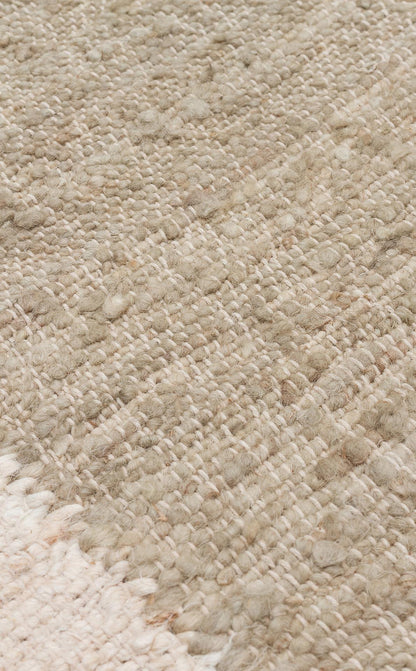 LHASA LHS 01 Nane Yeşili Krem halı - 80x300, 200x300, 120x180, 170x240 ölçü seçenekleri