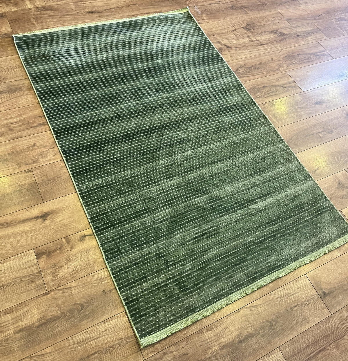 Luxess Halı Cool Kilim 402 Yeşil Yıkanabilir Halı